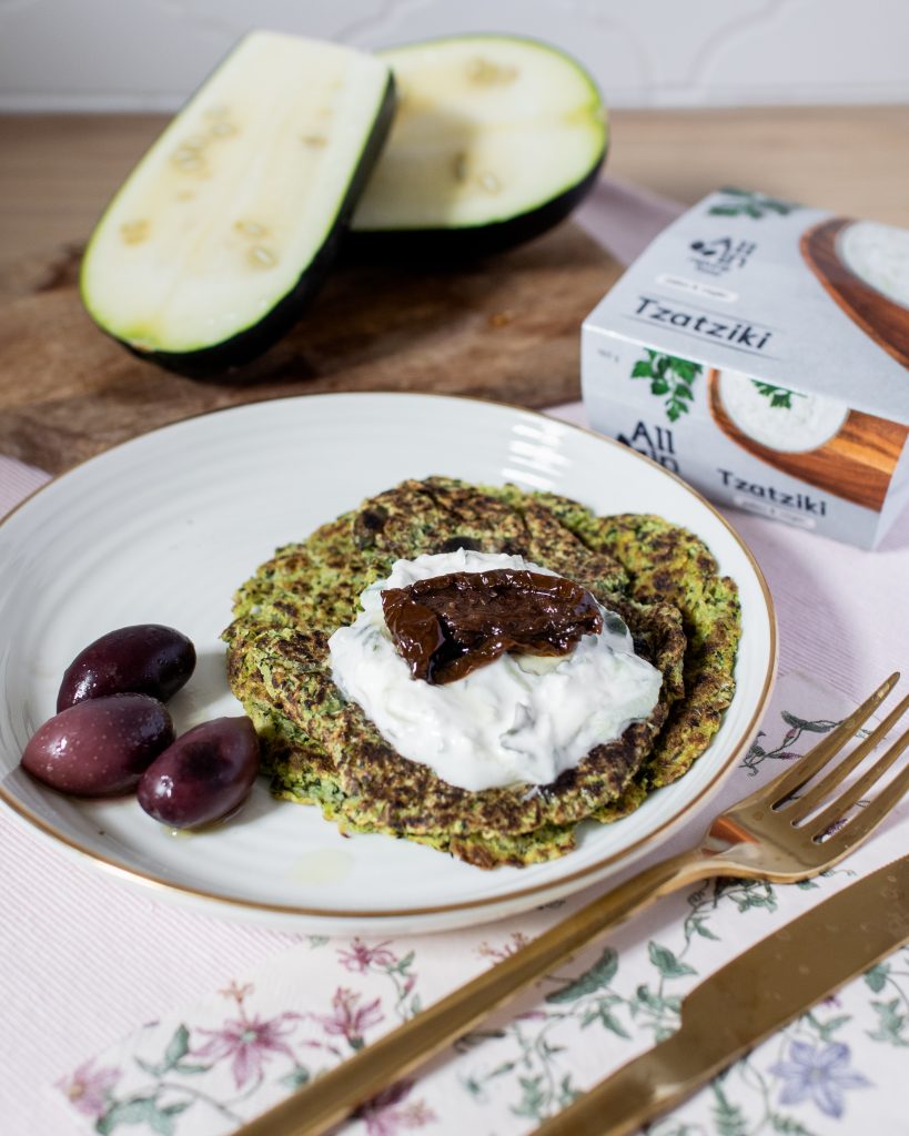 Cukkinipogácsa tzatzikivel (follikuláris fázis)