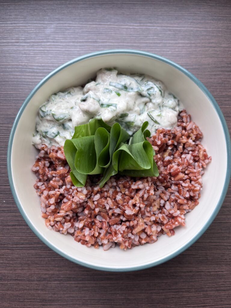 Spenótos-kapros-medvehagymás csirke kókusztejszínnel