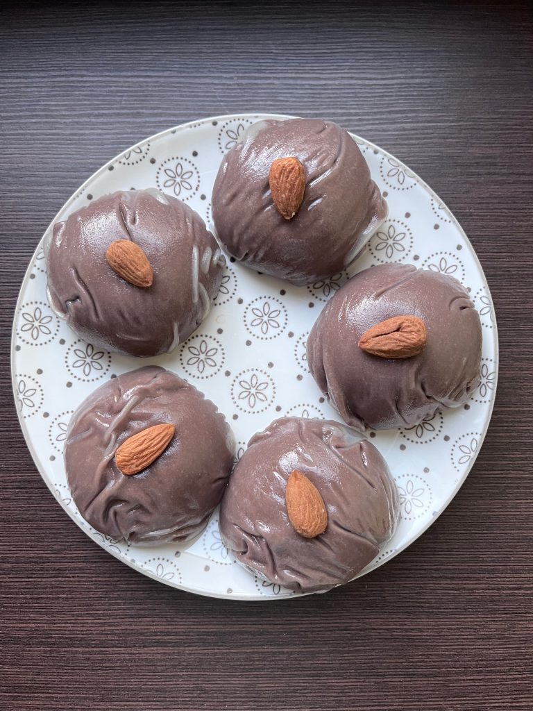 Házi ‘mochi’ padlizsános csokikrémmel